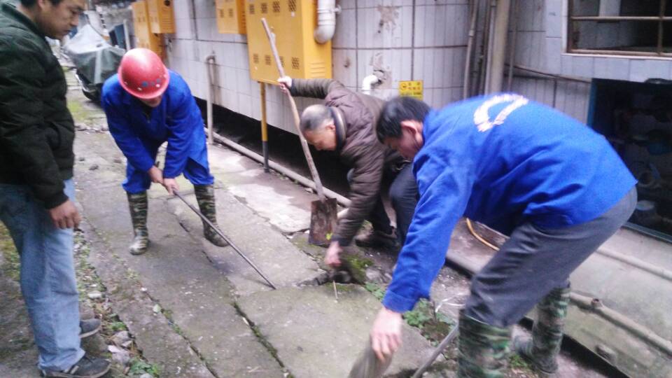 宝山清掏化粪池、管道疏通一站式服务<高效><技术><可靠>